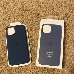 Apple iPhone 13 Silicone Case